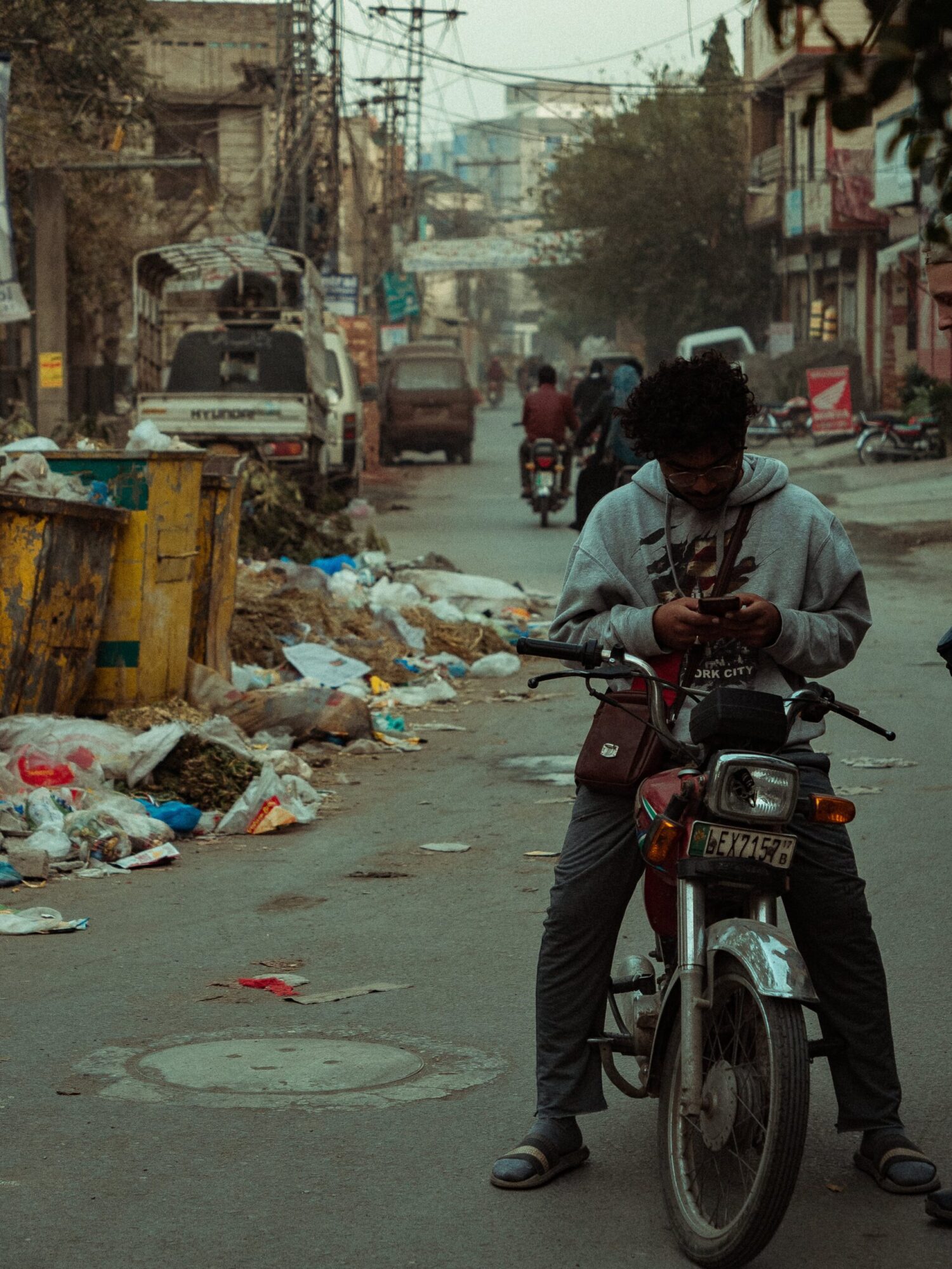 Pakistan uses artificial rain